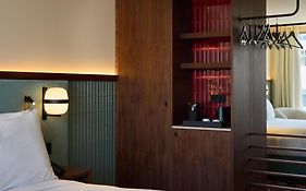 Duo Hotel Lisbon, Curio Collection By Hilton